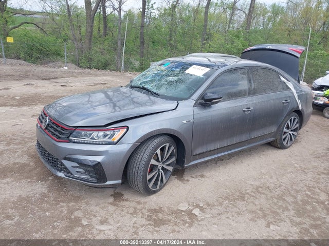 1VWJM7A31JC028137 Volkswagen Passat 3.6l V6 Gt