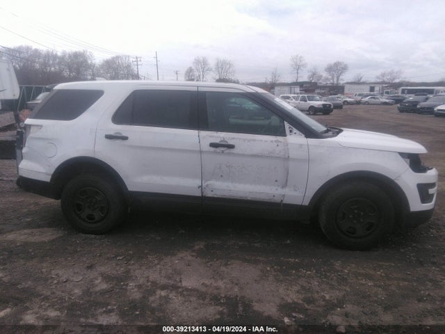 Ford Utility Police Interceptor 2017 1FM5K8AR5HGB22525 Image 14