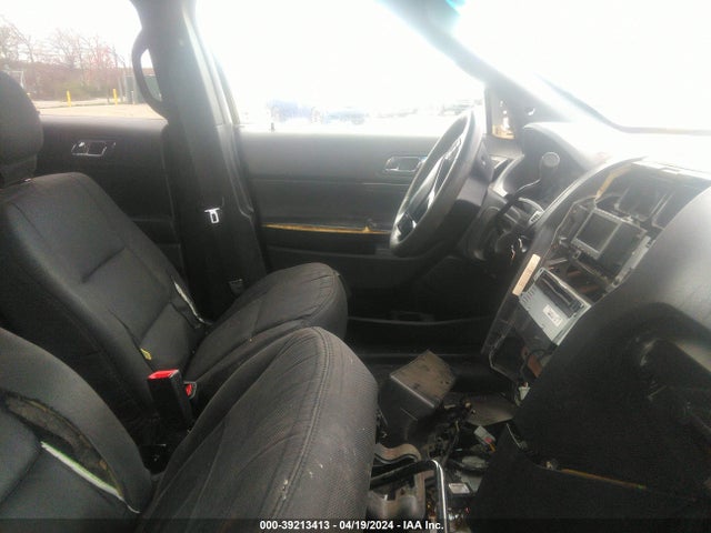Ford Utility Police Interceptor 2017 1FM5K8AR5HGB22525 Image 5