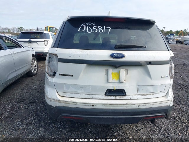 Ford Utility Police Interceptor 2017 1FM5K8AR9HGD66663 Image 16