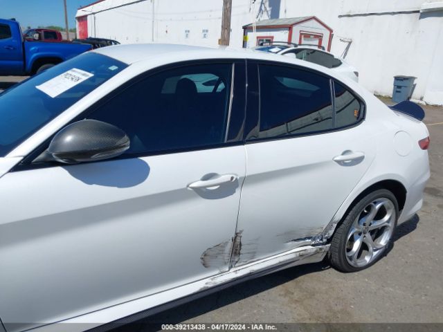 ZARFAEAV9J7578790 Alfa Romeo Giulia Quadrifoglio Rwd