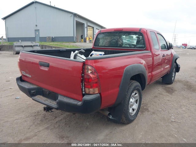 Toyota Tacoma 2015 5TFUX4EN2FX033154 Image 4