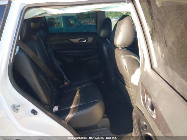 KNMAT2MT8FP575006 Nissan ROGUE SV