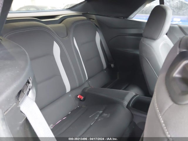 Chevrolet Camaro 1lt 2018 1G1FB3DS2J0153085 Image 8