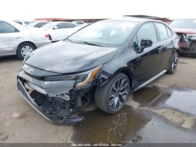 Toyota COROLLA SE 2020 5YFS4RCE1LP039151 Image 2