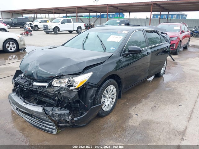 Toyota CAMRY LE 2017 4T1BF1FK8HU370876 Image 2