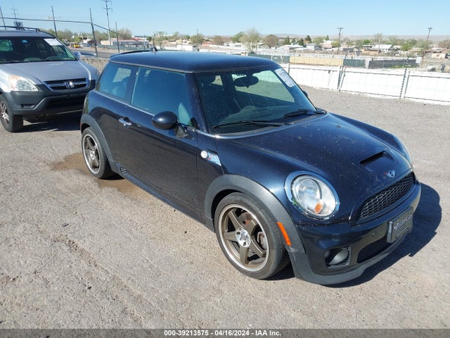 2007 MINI COOPER S WMWMF73587TT86222 Photo 0
