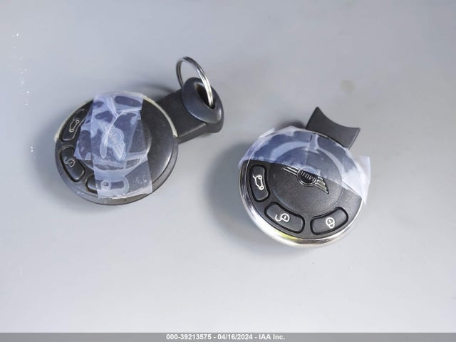 2007 MINI COOPER S WMWMF73587TT86222 Photo 10