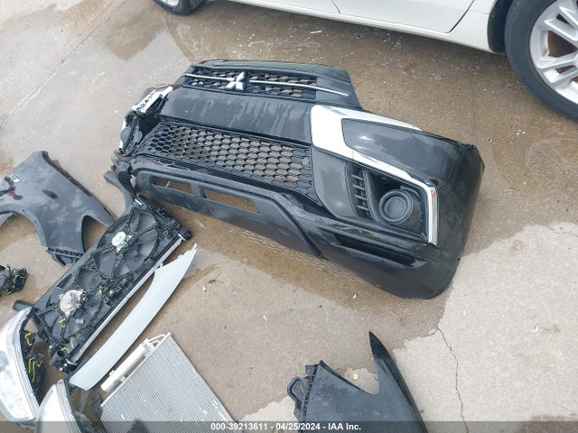 JA4AP3AU1JU020264 Mitsubishi Outlander Sport 2.0 Es/2.0 Le