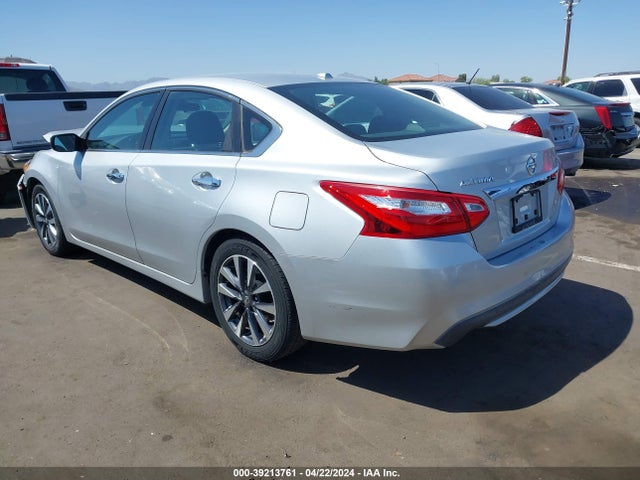 Nissan Altima 2.5 Sv 2017 1N4AL3AP3HC162147 Image 3