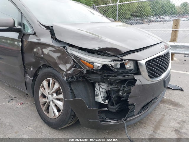KIA SEDONA LX 2017 KNDMB5C18H6314601 Image 6