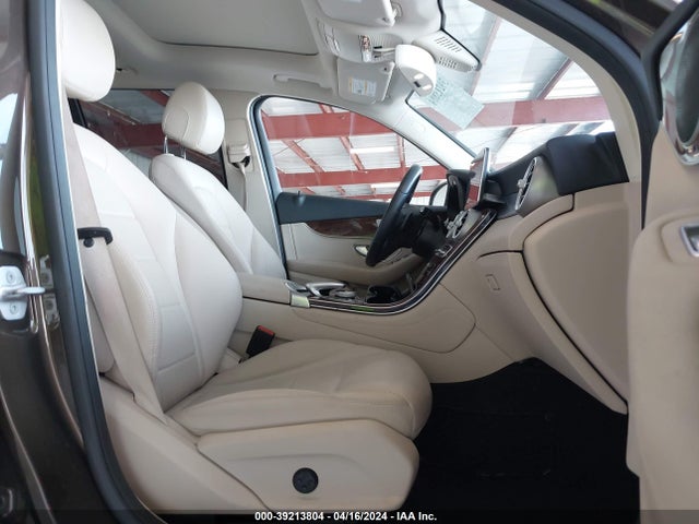 WDC0G4KBXGF060144 Mercedes-Benz Glc 300 4matic