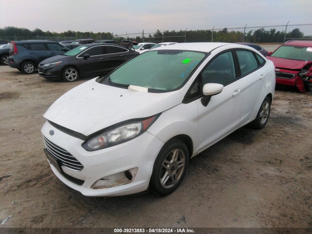 Ford FIESTA SE 2019 3FADP4BJ6KM102550 Image 2