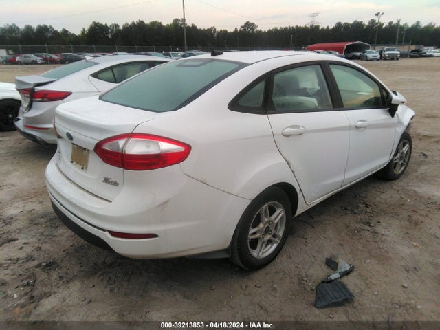 Ford FIESTA SE 2019 3FADP4BJ6KM102550 Image 4