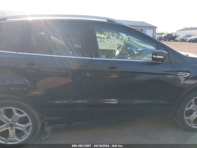Ford Escape Titanium 2019 1FMCU9J95KUB99153 Image 12