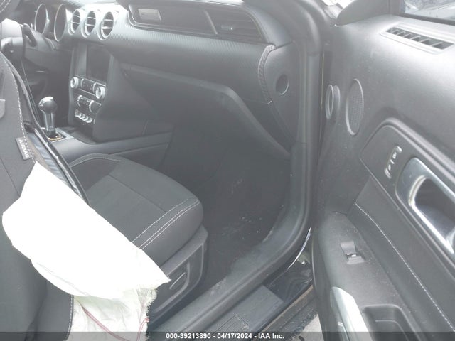 Ford Mustang Ecoboost Fastback 2021 1FA6P8THXM5120246 Image 5