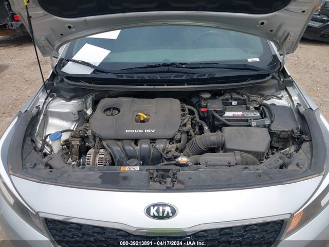 KIA FORTE LX 2017 3KPFK4A74HE024389 Image 10