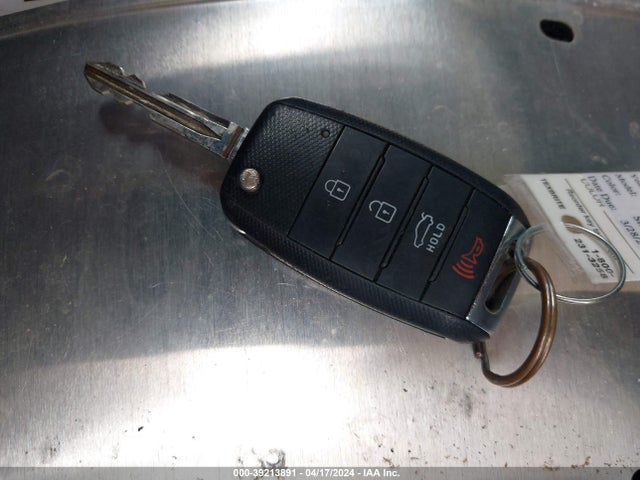 KIA FORTE LX 2017 3KPFK4A74HE024389 Image 11