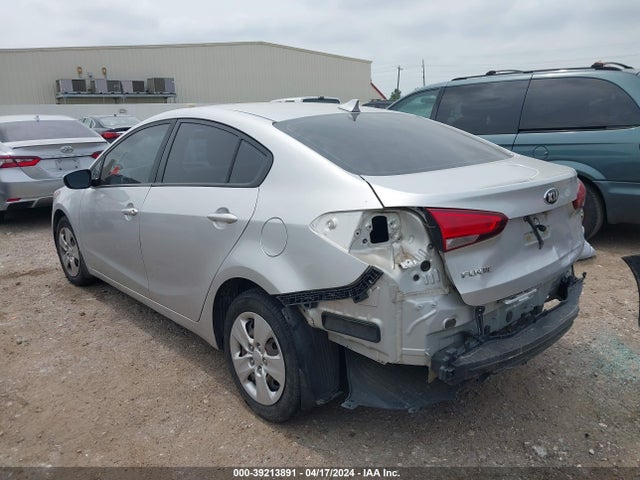 KIA FORTE LX 2017 3KPFK4A74HE024389 Image 3