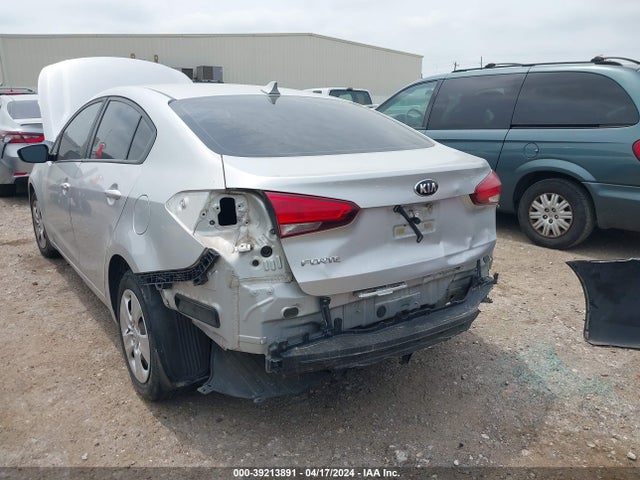KIA FORTE LX 2017 3KPFK4A74HE024389 Image 6