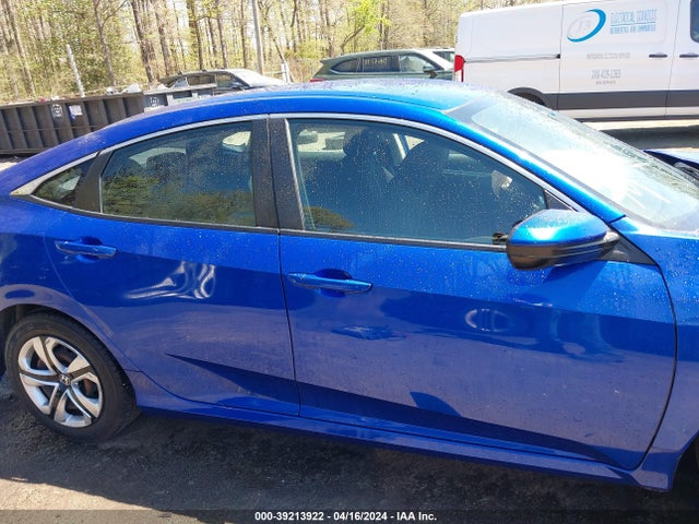 Honda Civic Lx 2018 2HGFC2F56JH594897 Image 13