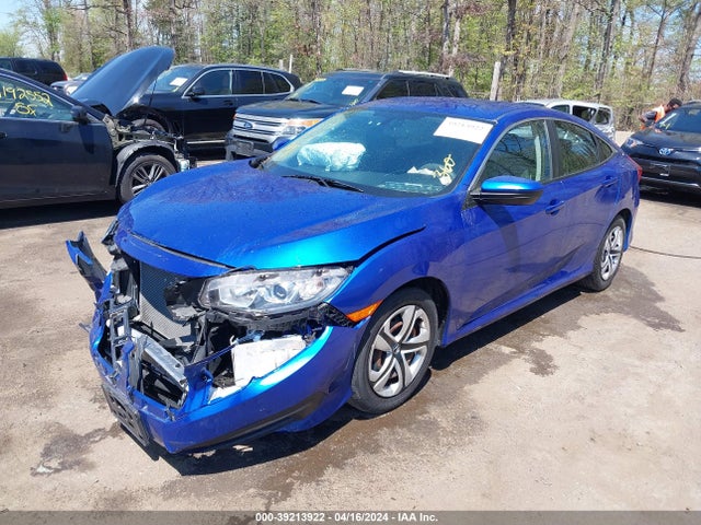Honda Civic Lx 2018 2HGFC2F56JH594897 Image 2