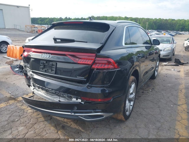 WA1AVAF10KD030018 Audi Q8 55 Premium