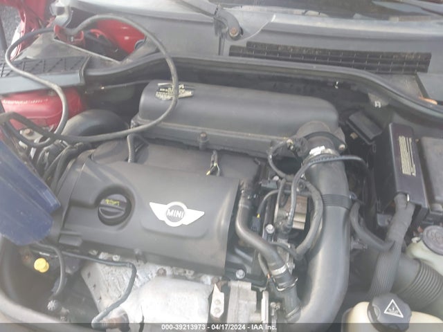 2011 MINI COOPER S WMWZP3C5XBTX83631 Photo 9