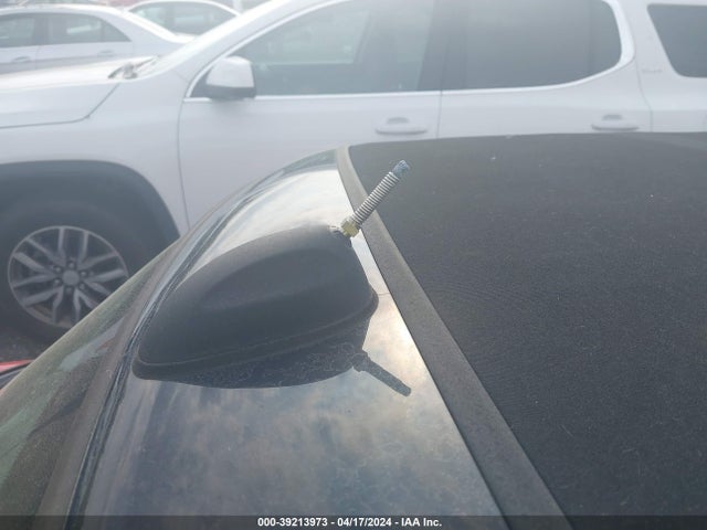 2011 MINI COOPER S WMWZP3C5XBTX83631 Photo 5