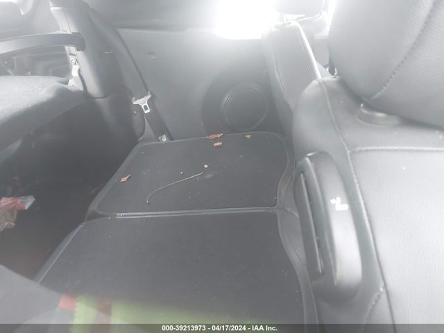 2011 MINI COOPER S WMWZP3C5XBTX83631 Photo 7