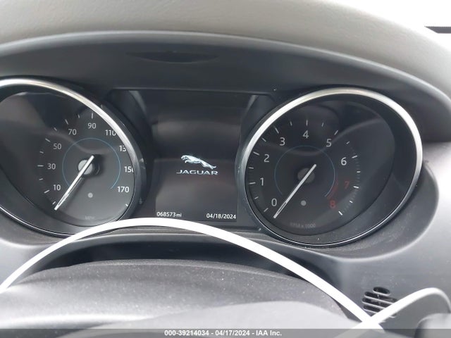 2017 JAGUAR XE SAJAJ4BVXHA974092 Photo 6