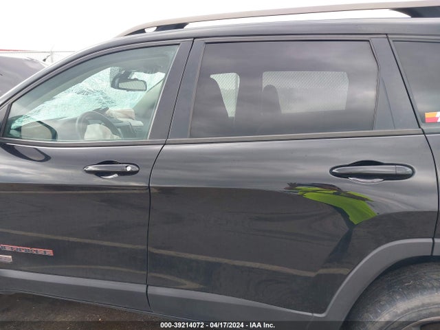 1C4PJMCB6HW552014 Jeep Cherokee 75th Anniversary Edition 4x4