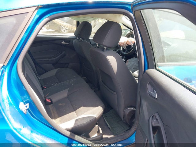 1FADP3K2XEL285637 Ford FOCUS SE