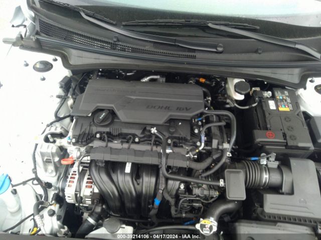 KMHLL4DG5RU741717 Hyundai ELANTRA SE