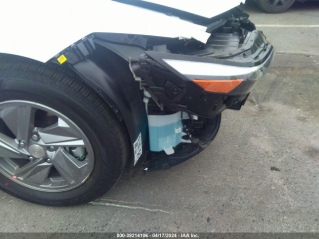 KMHLL4DG5RU741717 Hyundai ELANTRA SE