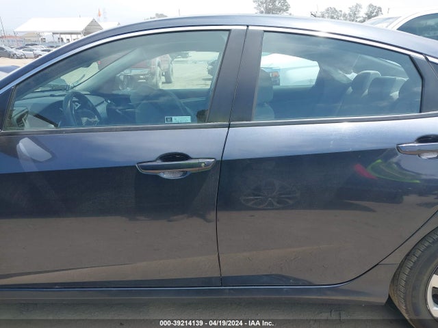 Honda Civic Lx 2018 2HGFC2F58JH573405 Image 15