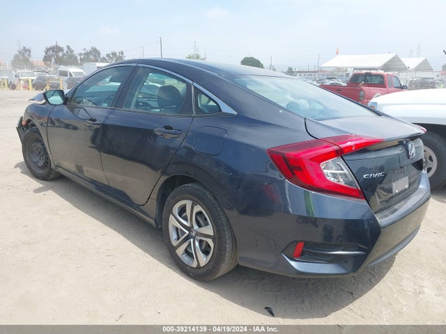 Honda Civic Lx 2018 2HGFC2F58JH573405 Image 3