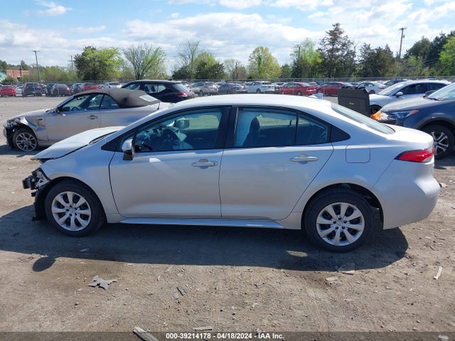 Toyota COROLLA LE 2021 5YFEPMAE1MP216759 Image 15