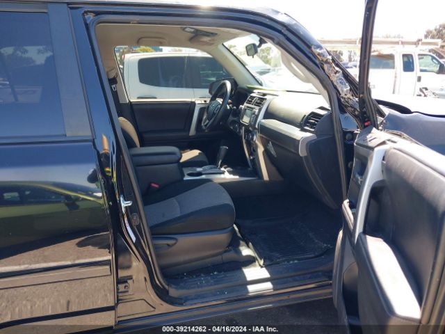 JTEZU5JR7K5206164 Toyota 4RUNNER SR5
