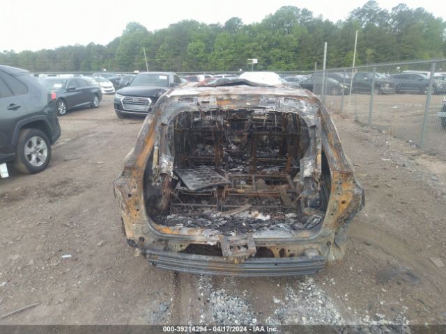 5TDFZRAH3NS093450 Toyota Highlander Platinum