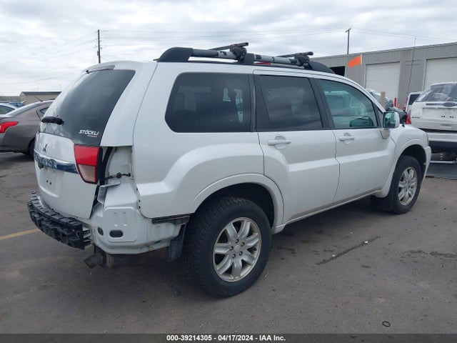 2011 MITSUBISHI ENDEAVOR 4A4JN2ASXBE025827 Photo 3