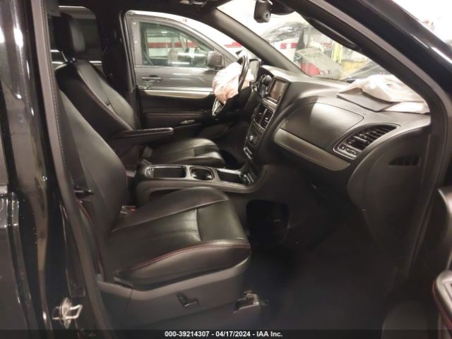 2C4RDGEG7KR606902 Dodge Grand Caravan Gt