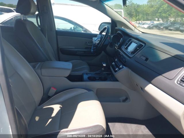 KNDMB5C10H6281464 KIA SEDONA LX