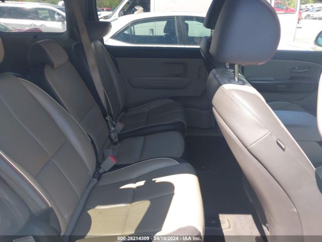 KNDMB5C10H6281464 KIA SEDONA LX