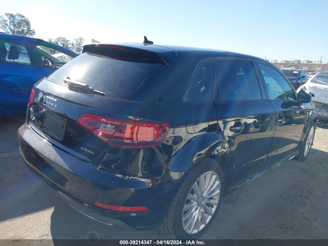 WAUUPBFF2GA159706 Audi A3 E-tron 1.4t Premium