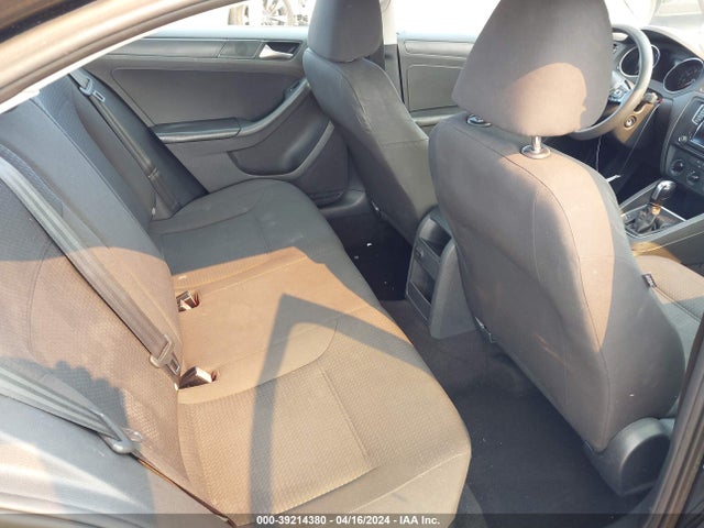 3VW267AJXGM261177 Volkswagen Jetta 1.4t S