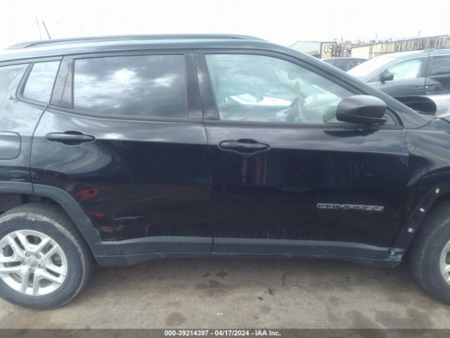 3C4NJCAB2JT250915 Jeep Compass Sport Fwd