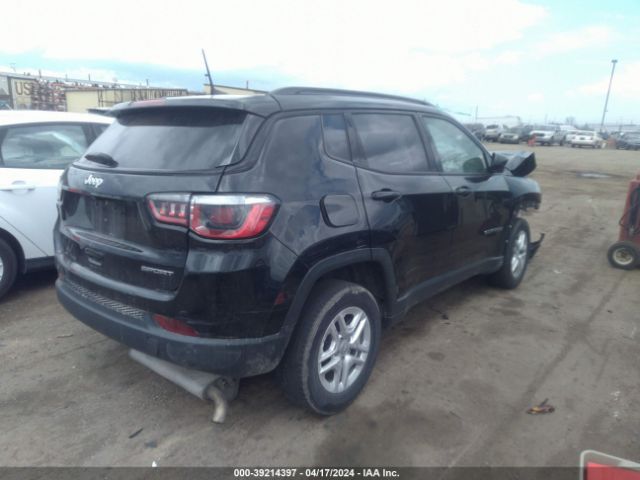 3C4NJCAB2JT250915 Jeep Compass Sport Fwd