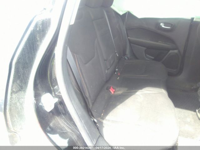 3C4NJCAB2JT250915 Jeep Compass Sport Fwd