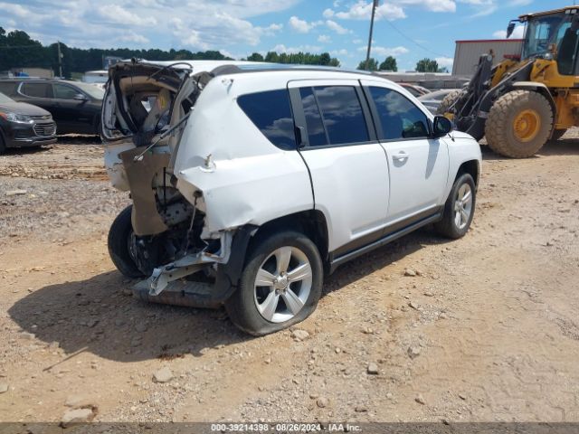 1C4NJCBB2FD145612 Jeep Compass Sport